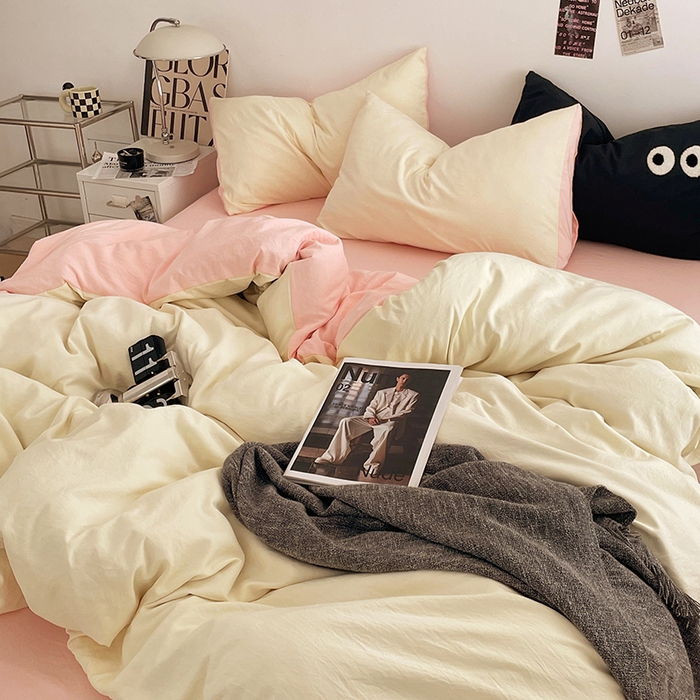 91家纺网 家纺一手货源 找家纺 优尚佳生活馆 2025新款ins风超柔褶皱亲肤磨毛水洗棉四件套双拼系列（风格一） 柠檬粉