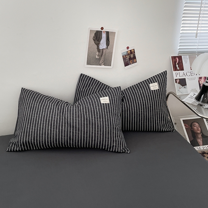 91家纺网 家纺一手货源 找家纺 优尚佳生活馆 2025新款无印风亲肤磨毛四件套-格子 黑白条