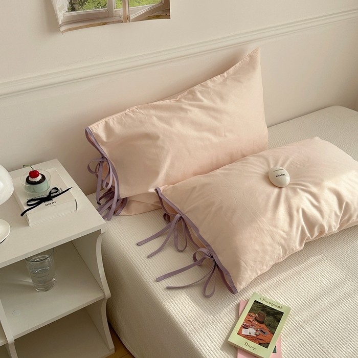 91家纺网 家纺一手货源 找家纺 尺素 2025新款纯棉绑带款ins风博主单枕套全棉成人枕头套纯色蝴蝶结枕芯枕套 绑带枕套  粉黛