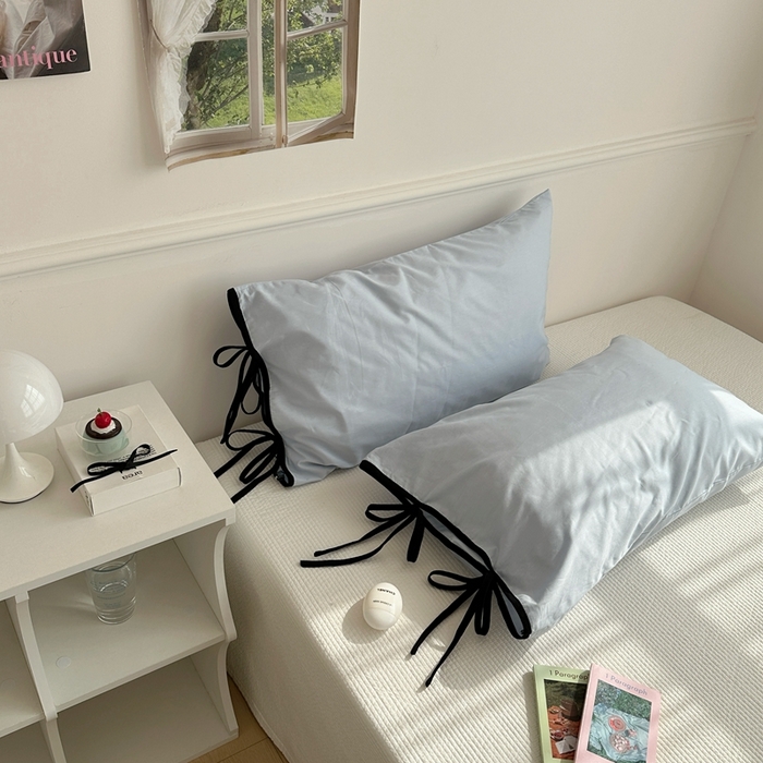 91家纺网 家纺一手货源 找家纺 尺素 2025新款纯棉绑带款ins风博主单枕套全棉成人枕头套纯色蝴蝶结枕芯枕套 绑带枕套 夏至