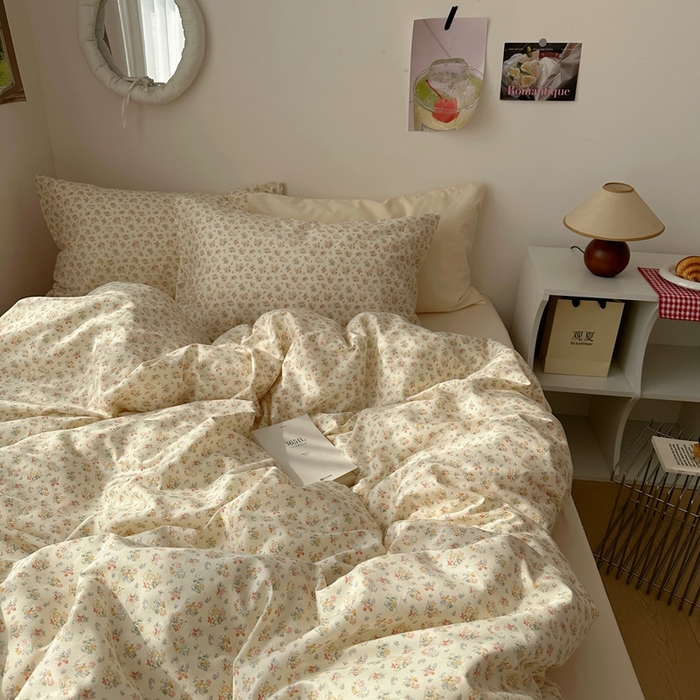 91家纺网 家纺一手货源 找家纺 尺素 2025新款田园小清新纯棉四件套出口韩国ins博主风全棉被套纯色加大床单1.8床笠印花枕套学生宿舍三件套 花似锦 奶白