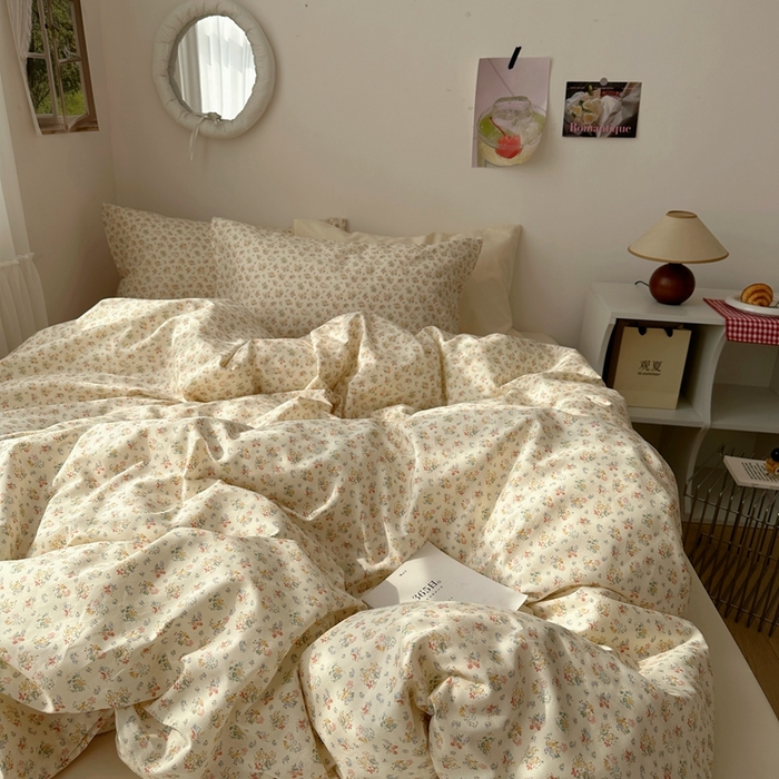 91家纺网 家纺一手货源 找家纺 尺素 2025新款田园小清新纯棉四件套出口韩国ins博主风全棉被套纯色加大床单1.8床笠印花枕套学生宿舍三件套 花似锦 奶白