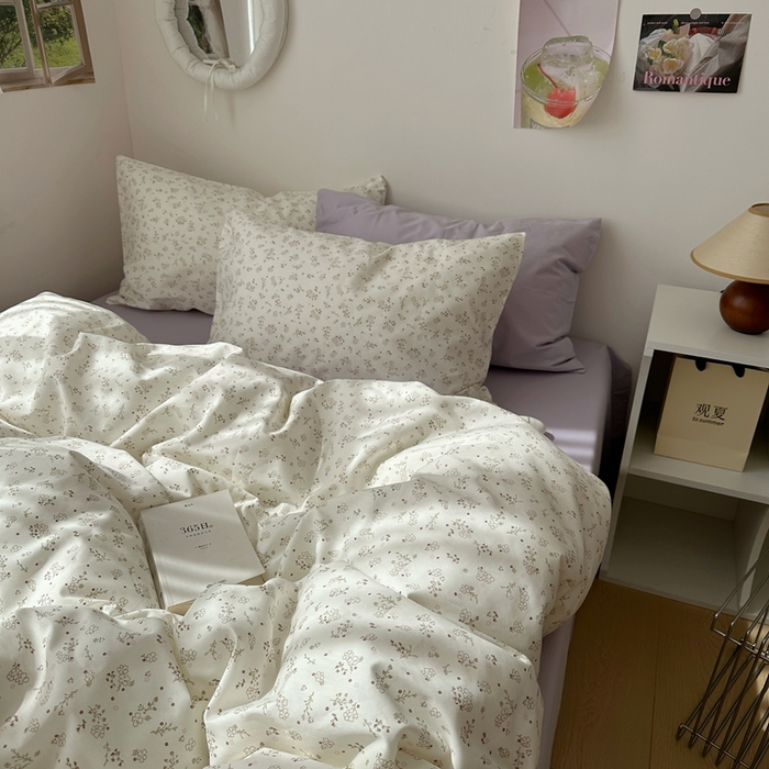 91家纺网 家纺一手货源 找家纺 尺素 2025新款田园小清新纯棉四件套出口韩国ins博主风全棉被套纯色加大床单1.8床笠印花枕套学生宿舍三件套 紫鸢千夏紫