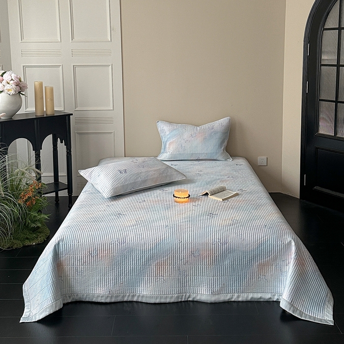 91家纺网 家纺一手货源 找家纺 （总）2025新款幻蝶系列奥地利进口兰精天丝床盖三件套双面可用可搭同款夏被（提供买家秀）