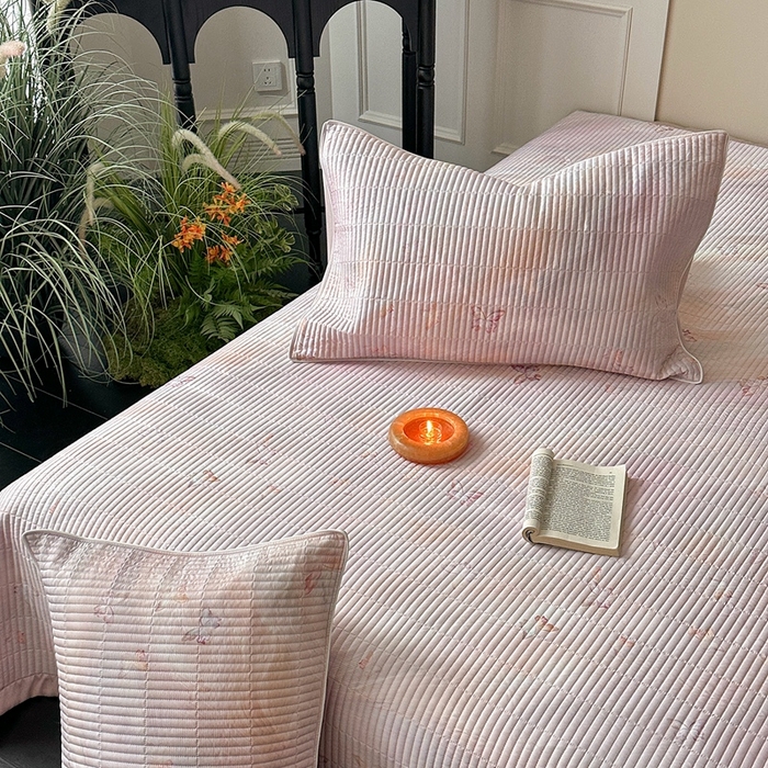 91家纺网 家纺一手货源 找家纺 （总）2025新款幻蝶系列奥地利进口兰精天丝床盖三件套双面可用可搭同款夏被（提供买家秀）