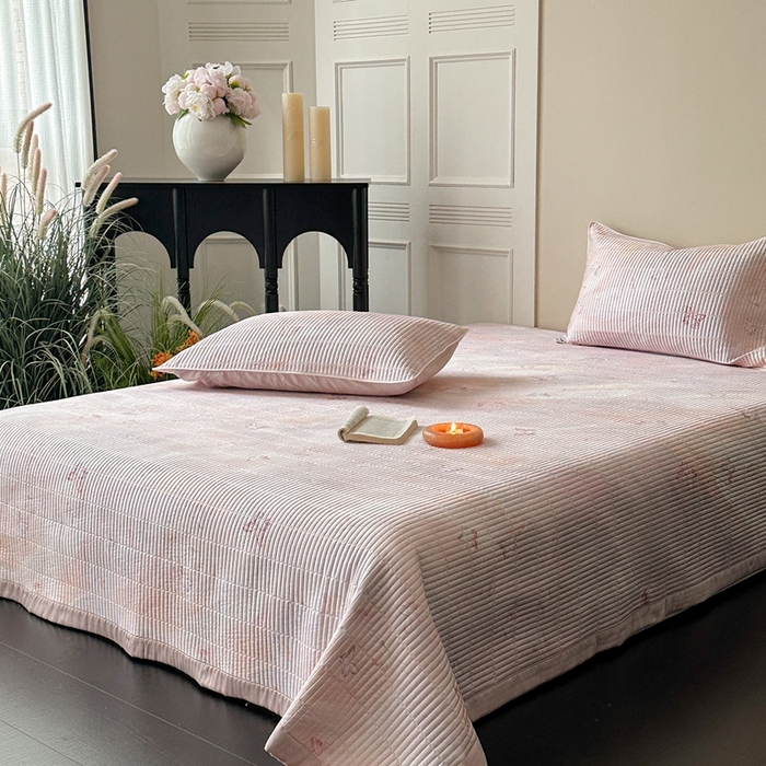 91家纺网 家纺一手货源 找家纺 （总）2025新款幻蝶系列奥地利进口兰精天丝床盖三件套双面可用可搭同款夏被（提供买家秀）