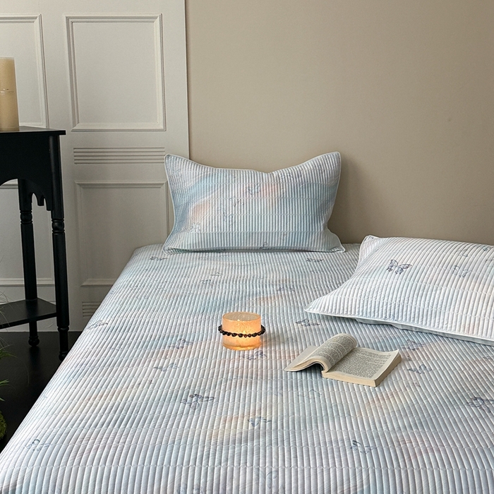 91家纺网 家纺一手货源 找家纺 2025新款幻蝶系列奥地利进口兰精天丝床盖三件套双面可用可搭同款夏被（提供买家秀） 幻蝶-蓝