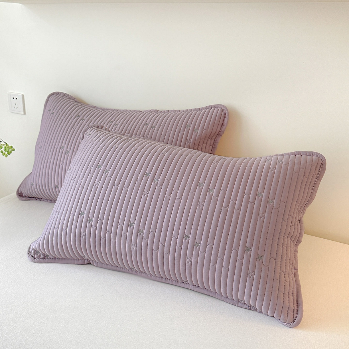 91家纺网 家纺一手货源 找家纺 （总）恒尚居 2025新款莫代尔天丝夏季床盖绗缝星星刺绣夹棉床单三件套