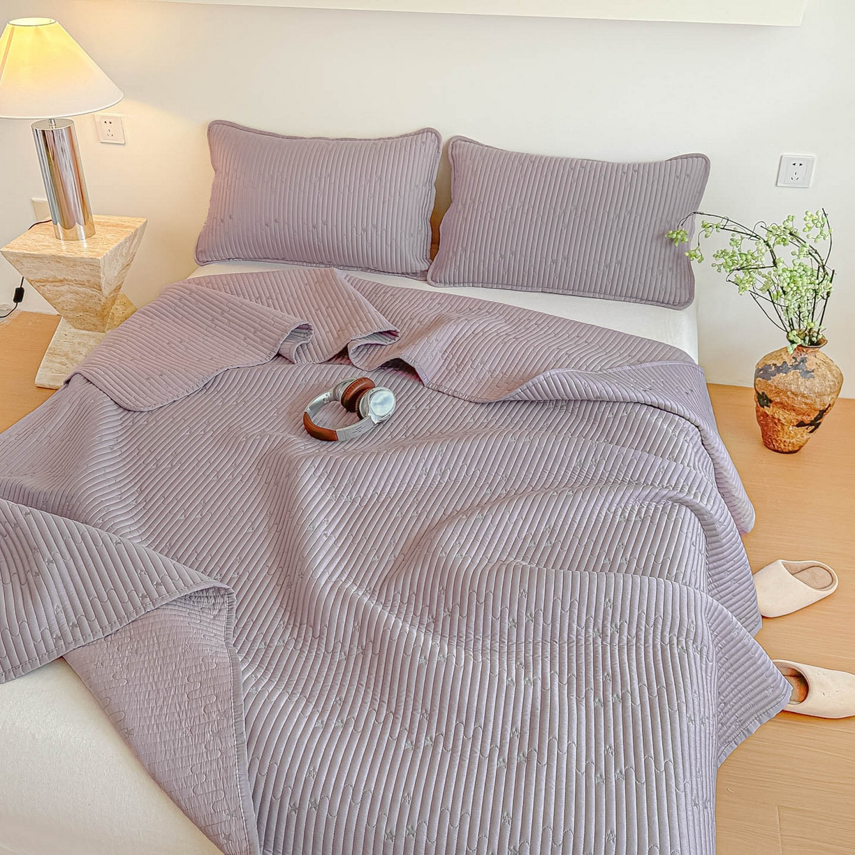 91家纺网 家纺一手货源 找家纺 恒尚居 2025新款莫代尔天丝夏季床盖绗缝星星刺绣夹棉床单三件套 星空-紫