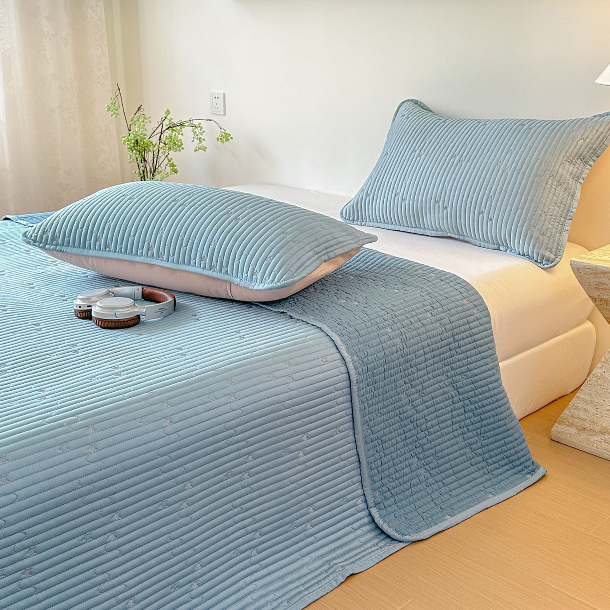 91家纺网 家纺一手货源 找家纺 恒尚居 2025新款莫代尔天丝夏季床盖绗缝星星刺绣夹棉床单三件套 星空-蓝