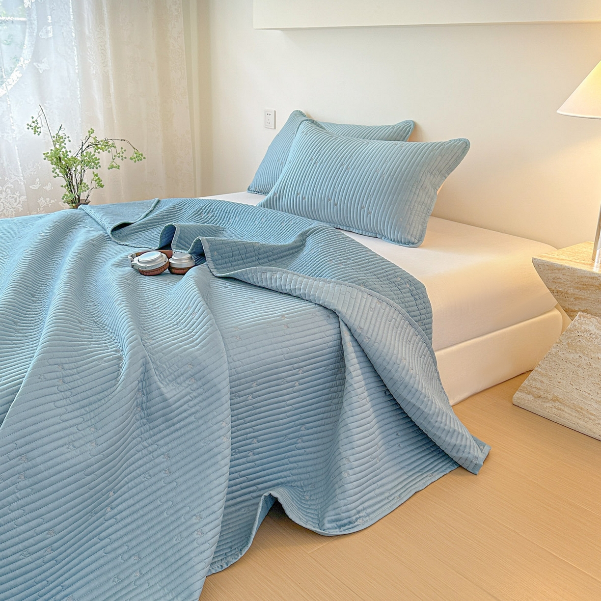 91家纺网 家纺一手货源 找家纺 恒尚居 2025新款莫代尔天丝夏季床盖绗缝星星刺绣夹棉床单三件套 星空-蓝