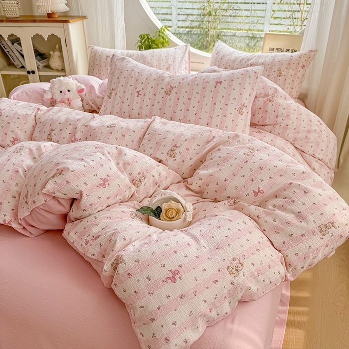 91家纺网 家纺一手货源 找家纺 壹号库家纺 2025新款云感木绵皱皱双层纱四件套-简单款 蕾丝小兔