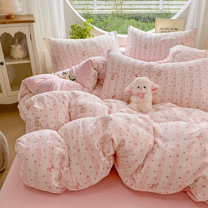 91家纺网 家纺一手货源 找家纺 壹号库家纺 2025新款云感木绵皱皱双层纱四件套-简单款 蕾丝小兔