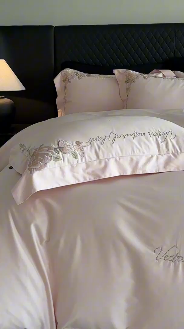 91家纺网 家纺一手货源 找家纺 馨蕊家居 2025新款80SLF奥地利兰精天丝四件套-初禾 天丝初禾-蔷薇粉