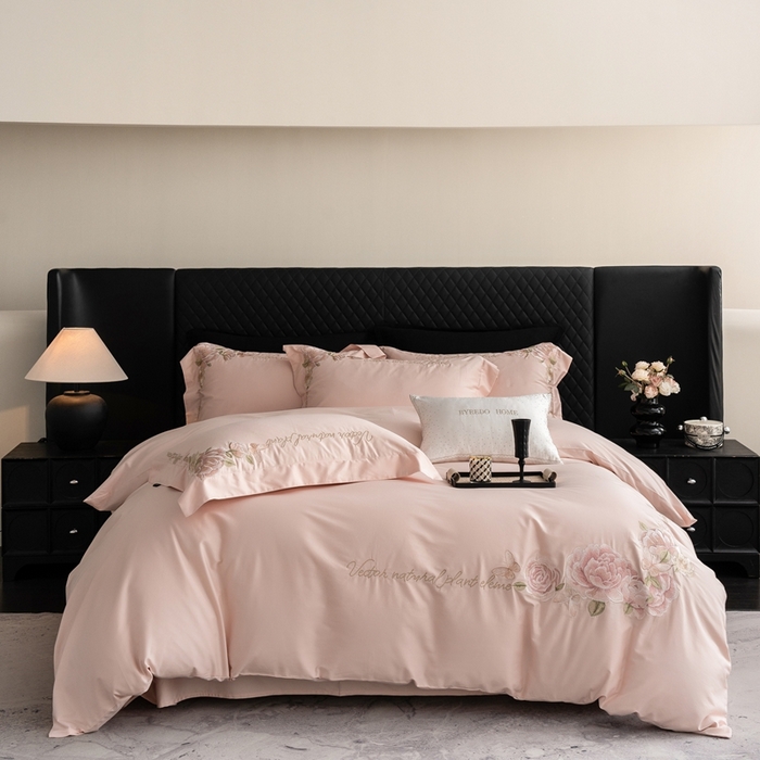 91家纺网 家纺一手货源 找家纺 馨蕊家居 2025新款80SLF奥地利兰精天丝四件套-初禾 天丝初禾-蔷薇粉