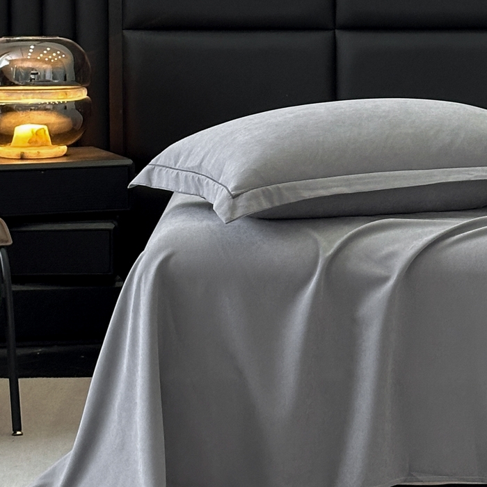 91家纺网 家纺一手货源 找家纺 优梦莱 2025春夏新款抗菌防螨单床单单床单-场景一 魅影灰