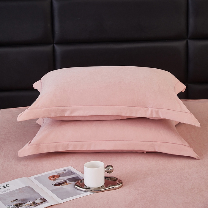 91家纺网 家纺一手货源 找家纺 优梦莱 2025春夏新款抗菌防螨单床单单床单-场景二 草莓冰粉