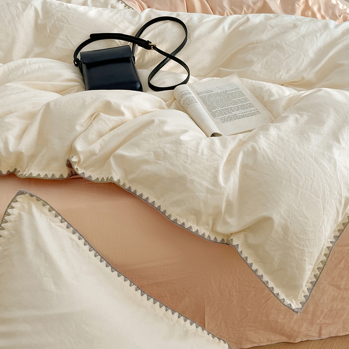 91家纺网 家纺一手货源 找家纺 思诺羽床笠 2025新款水洗棉贝壳边四件套系列 贝壳边-奶油黄+浅米咖