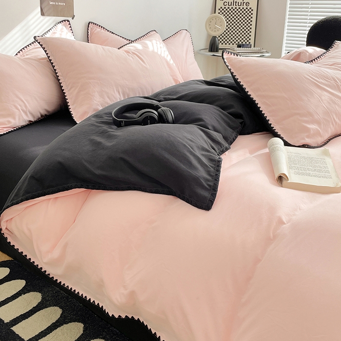 91家纺网 家纺一手货源 找家纺 思诺羽床笠 2025新款水洗棉贝壳边四件套系列 贝壳边+浅粉黑