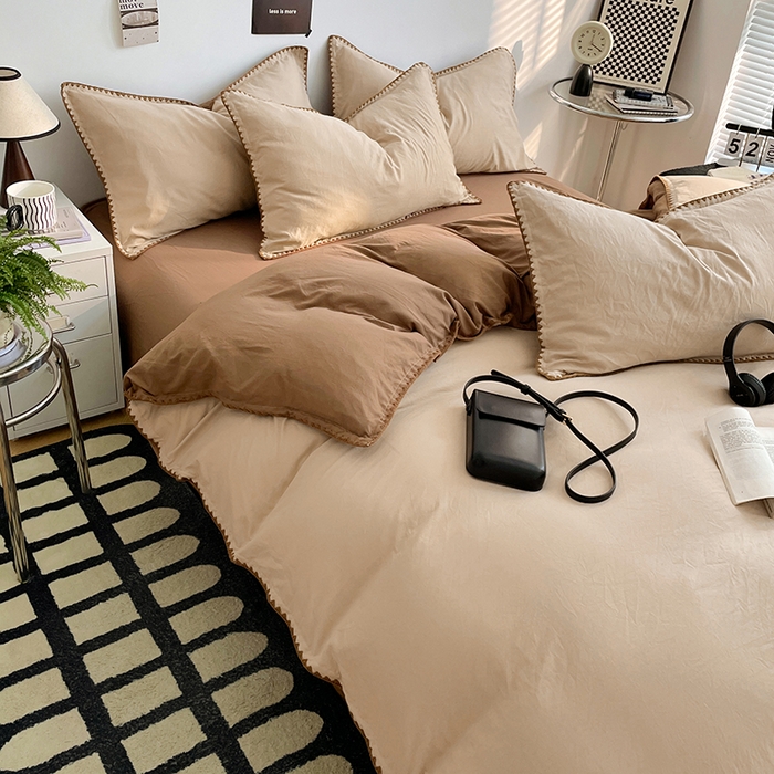 91家纺网 家纺一手货源 找家纺 思诺羽床笠 2025新款水洗棉贝壳边四件套系列 贝壳边+浅卡其+深咖