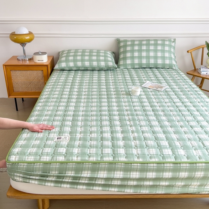 91家纺网 家纺一手货源 找家纺 希廷顿 2025新款色织水洗棉夹棉棉花床笠床笠单件单床笠 心语-绿