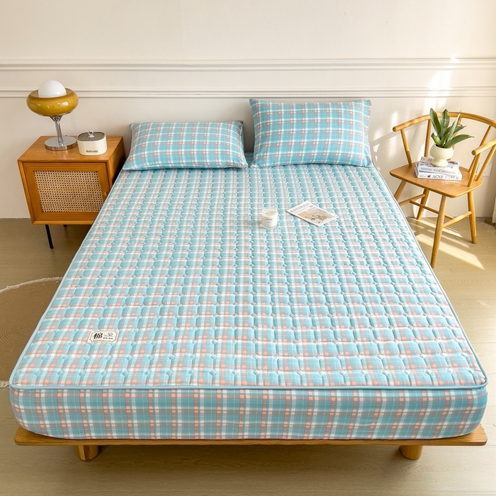 91家纺网 家纺一手货源 找家纺 希廷顿 2025新款色织水洗棉夹棉棉花床笠床笠单件单床笠 青春浅蓝