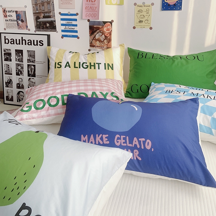 91家纺网 家纺一手货源 找家纺 柚可家居 2024新款数码定版全棉单枕套系列-多巴胺系列一 绿色字母