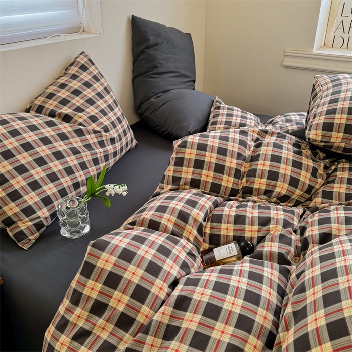 91家纺网 家纺一手货源 找家纺 多品2025新款无印风超柔水洗棉宿舍三件套 柏林+黑