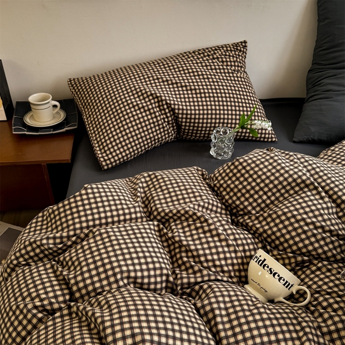 91家纺网 家纺一手货源 找家纺 多品2025新款无印风超柔水洗棉宿舍三件套 黑小格+黑