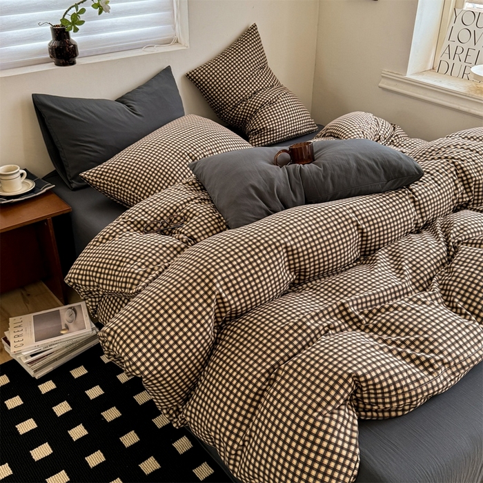 91家纺网 家纺一手货源 找家纺 多品2025新款无印风超柔水洗棉宿舍三件套 黑小格+黑