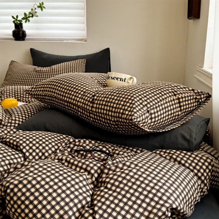 91家纺网 家纺一手货源 找家纺 多品2025新款无印风超柔水洗棉宿舍三件套 黑小格+黑