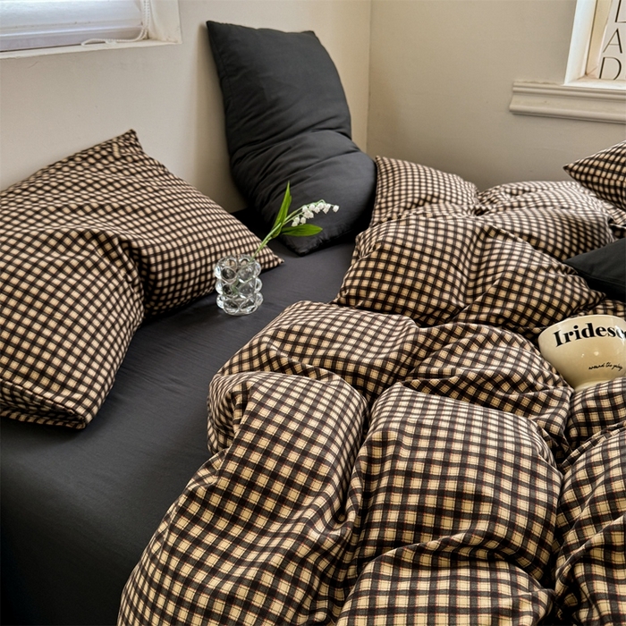 91家纺网 家纺一手货源 找家纺 多品2025新款无印风超柔水洗棉宿舍三件套 黑小格+黑