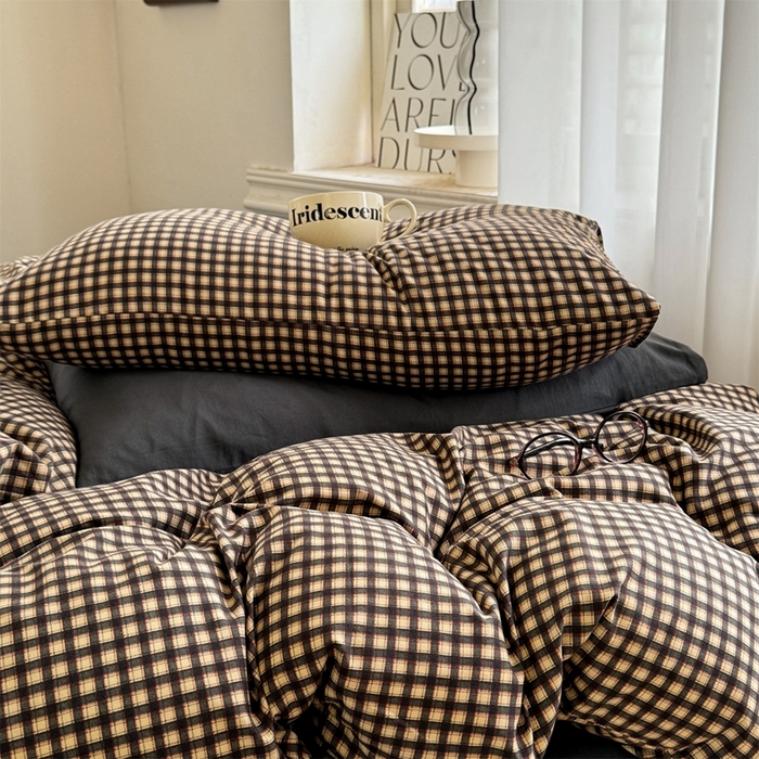 91家纺网 家纺一手货源 找家纺 多品2025新款无印风超柔水洗棉宿舍三件套 黑小格+黑