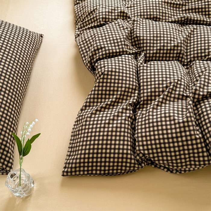 91家纺网 家纺一手货源 找家纺 多品2025新款无印风超柔水洗棉宿舍三件套 黑小格+杏黄