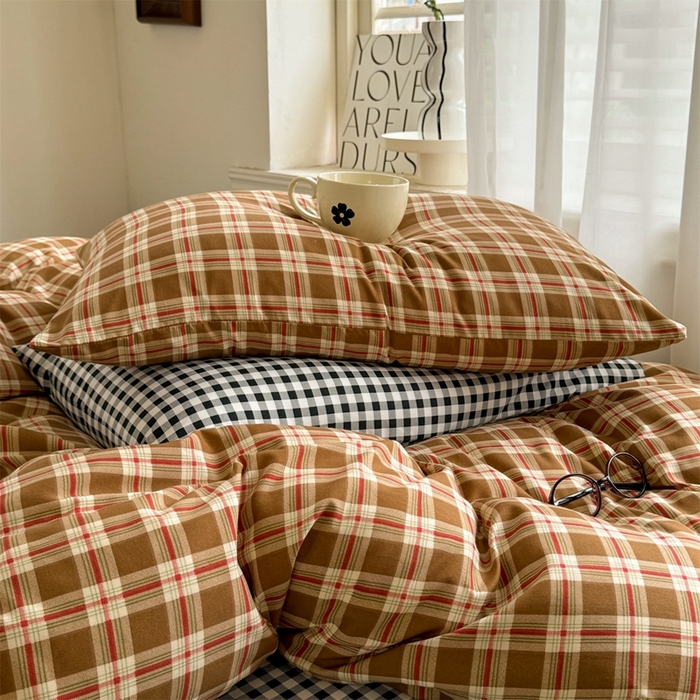 91家纺网 家纺一手货源 找家纺 多品2025新款无印风超柔水洗棉宿舍三件套 时光+黑白格