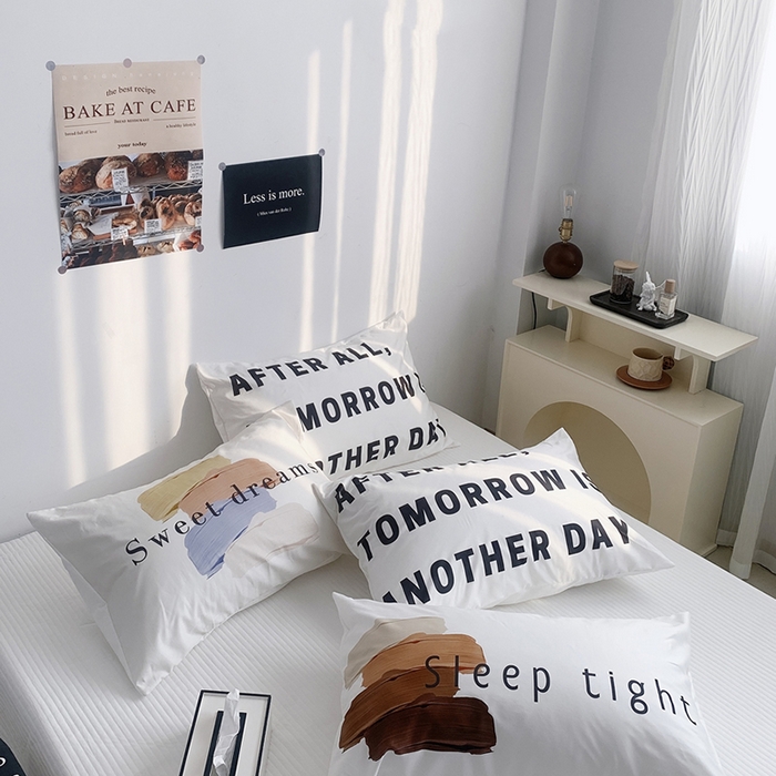 91家纺网 家纺一手货源 找家纺 柚可家居 2024新款数码定版全棉单枕套系列 字母tomor