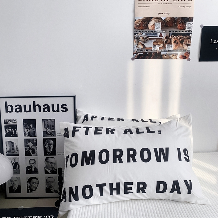 91家纺网 家纺一手货源 找家纺 柚可家居 2024新款数码定版全棉单枕套系列 字母tomor