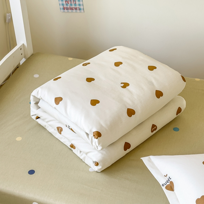 91家纺网 家纺一手货源 找家纺 鑫宇 2025新款全棉纯棉13372宽幅学生上下铺三件套 点点爱