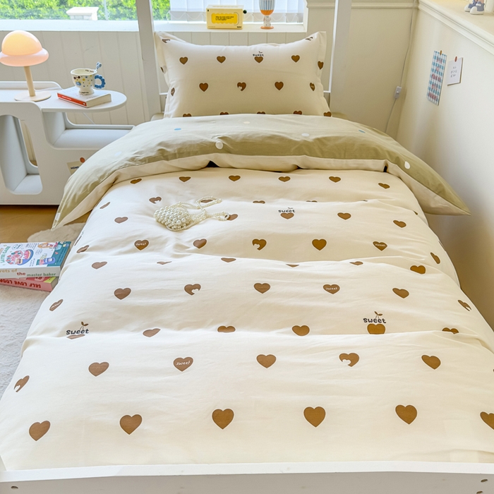 91家纺网 家纺一手货源 找家纺 鑫宇 2025新款全棉纯棉13372宽幅学生上下铺三件套 点点爱