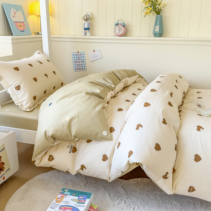 91家纺网 家纺一手货源 找家纺 鑫宇 2025新款全棉纯棉13372宽幅学生上下铺三件套 点点爱