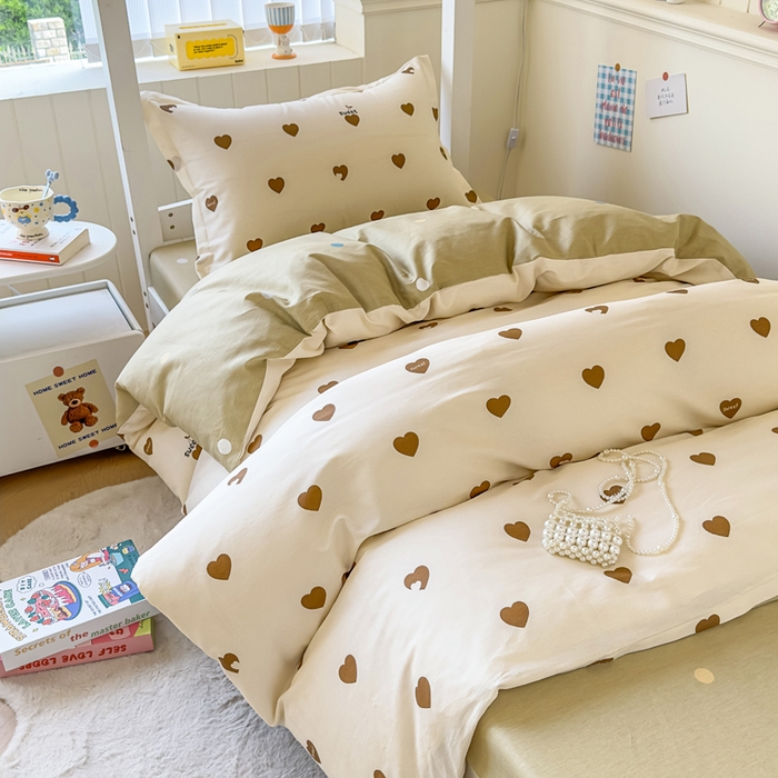 91家纺网 家纺一手货源 找家纺 鑫宇 2025新款全棉纯棉13372宽幅学生上下铺三件套 点点爱