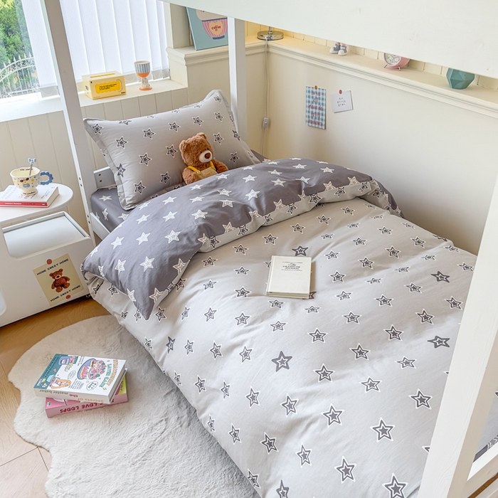 91家纺网 家纺一手货源 找家纺 鑫宇 2025新款全棉纯棉13372宽幅学生上下铺三件套 金吉星