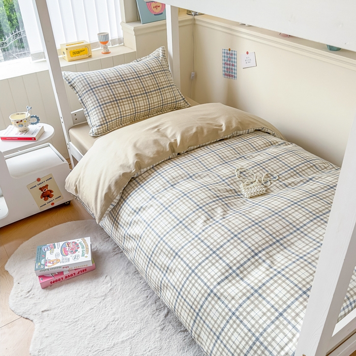 91家纺网 家纺一手货源 找家纺 鑫宇 2025新款全棉纯棉13372宽幅学生上下铺三件套 洛卡时尚