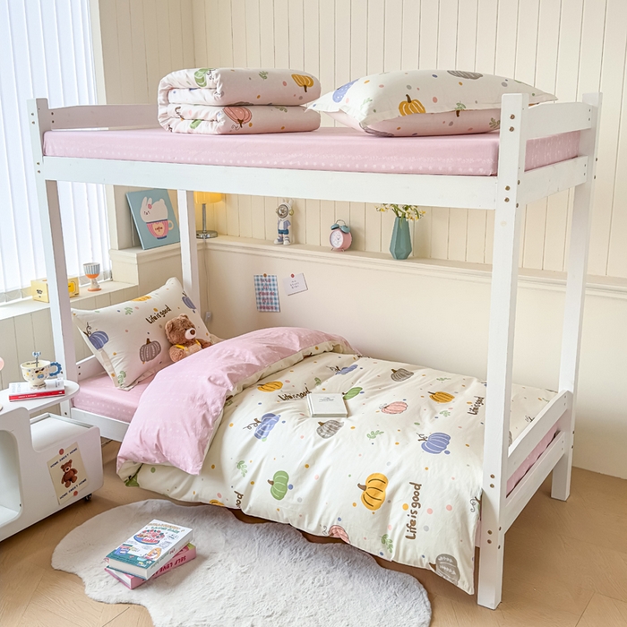 91家纺网 家纺一手货源 找家纺 鑫宇 2025新款全棉纯棉13372宽幅学生上下铺三件套 南瓜派对