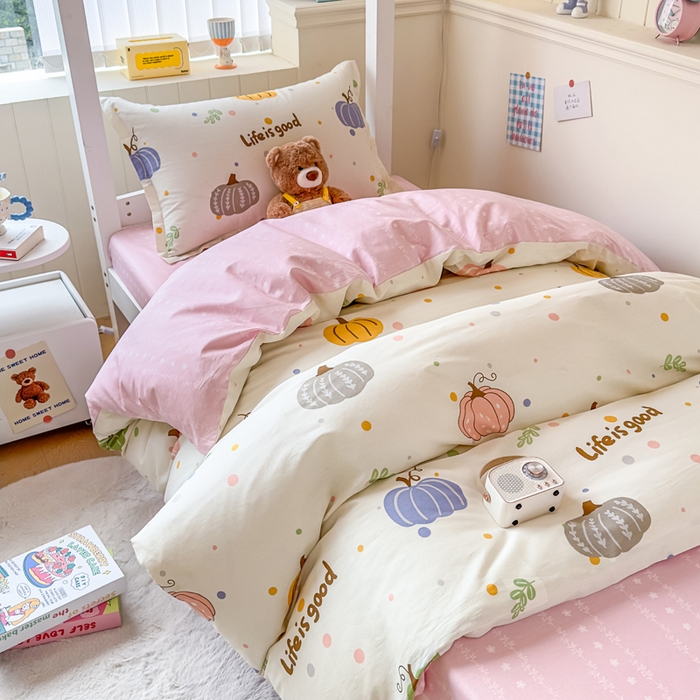 91家纺网 家纺一手货源 找家纺 鑫宇 2025新款全棉纯棉13372宽幅学生上下铺三件套 南瓜派对