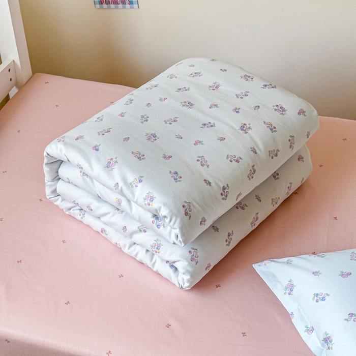 91家纺网 家纺一手货源 找家纺 鑫宇 2025新款全棉纯棉13372宽幅学生上下铺三件套 清风花夏