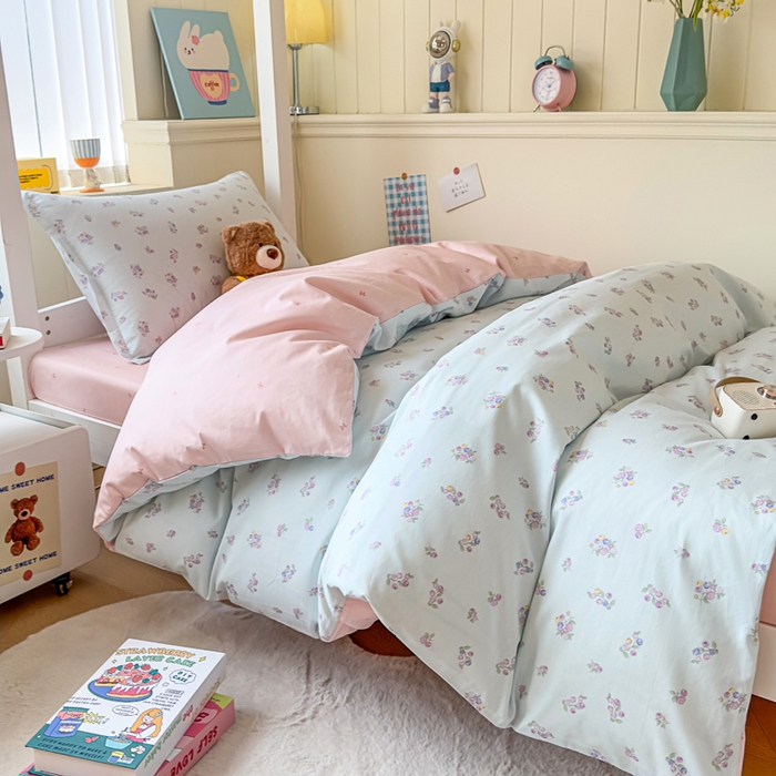 91家纺网 家纺一手货源 找家纺 鑫宇 2025新款全棉纯棉13372宽幅学生上下铺三件套 清风花夏