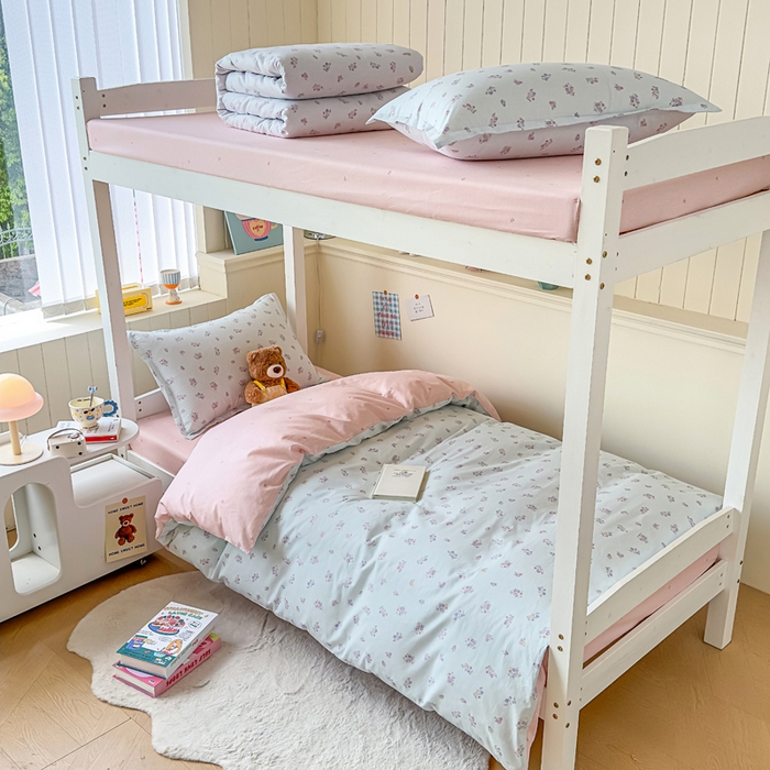 91家纺网 家纺一手货源 找家纺 鑫宇 2025新款全棉纯棉13372宽幅学生上下铺三件套 清风花夏