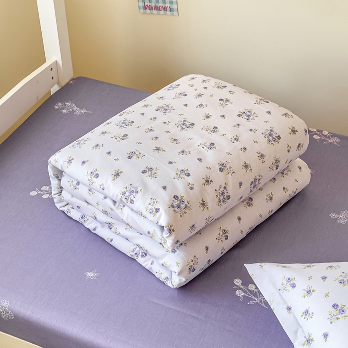 91家纺网 家纺一手货源 找家纺 鑫宇 2025新款全棉纯棉13372宽幅学生上下铺三件套 清风若凡