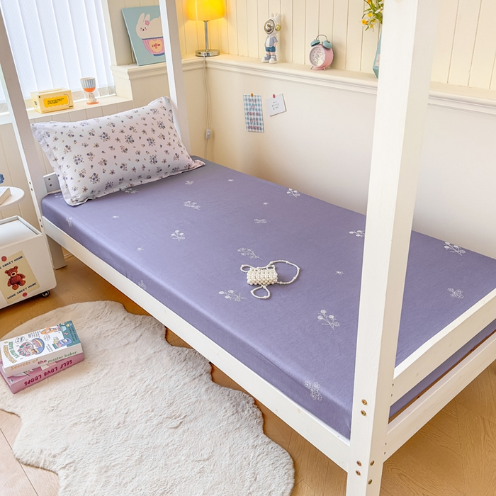 91家纺网 家纺一手货源 找家纺 鑫宇 2025新款全棉纯棉13372宽幅学生上下铺三件套 清风若凡